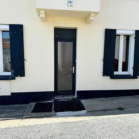 50m2 - 2 - Centre-gare-mer A Pied *