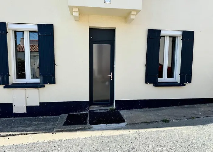 50m2 - 2 - Centre-gare-mer A Pied *